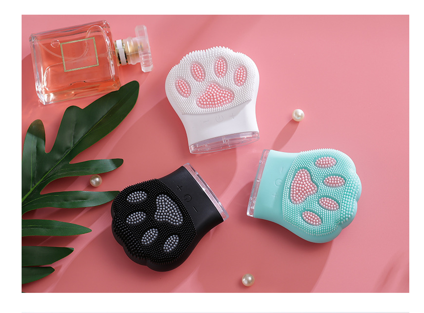Silicone Facial Cleansing Brush with Cat Paw Design